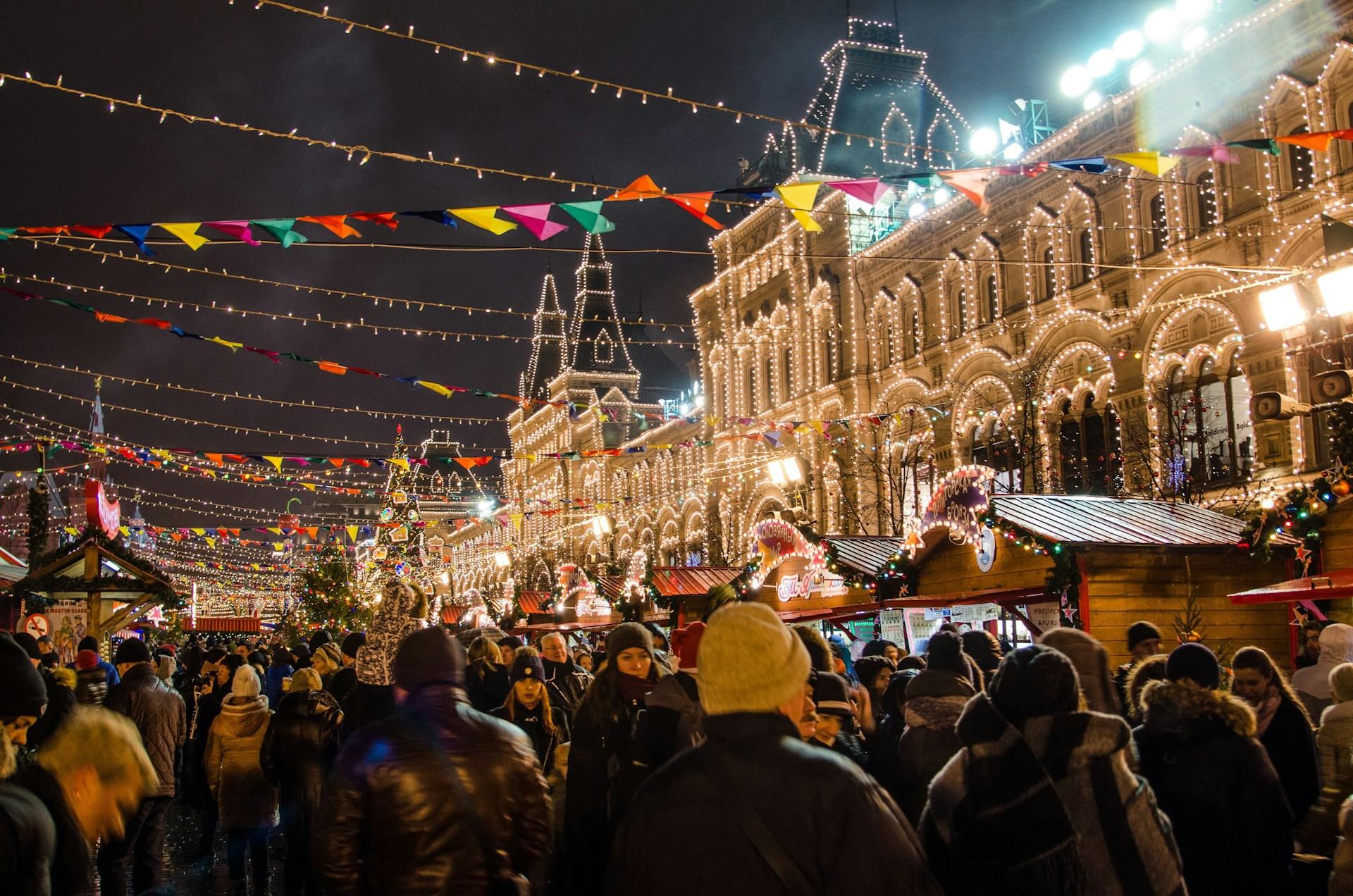 people walking on christmas night