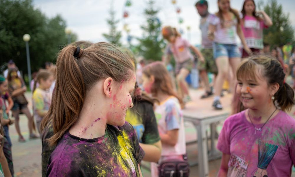 girls playing on a festival