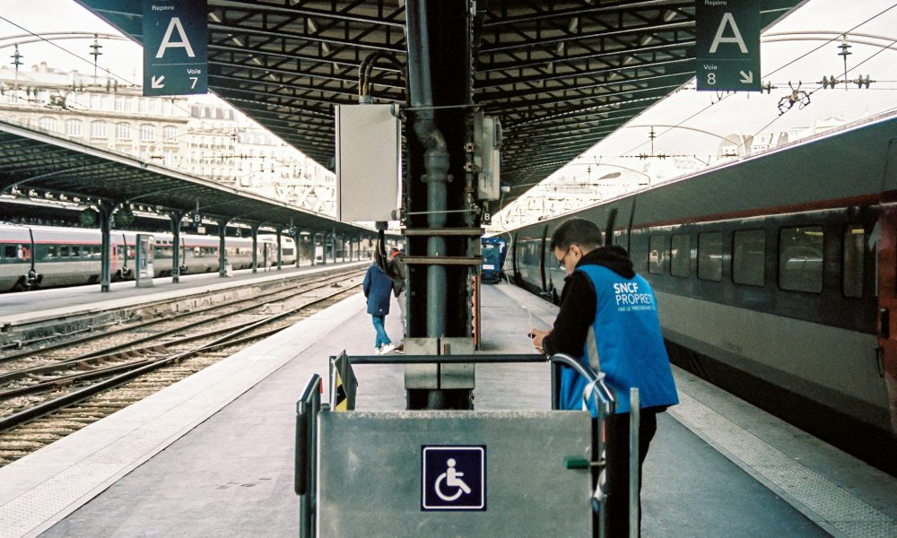 Paris train station