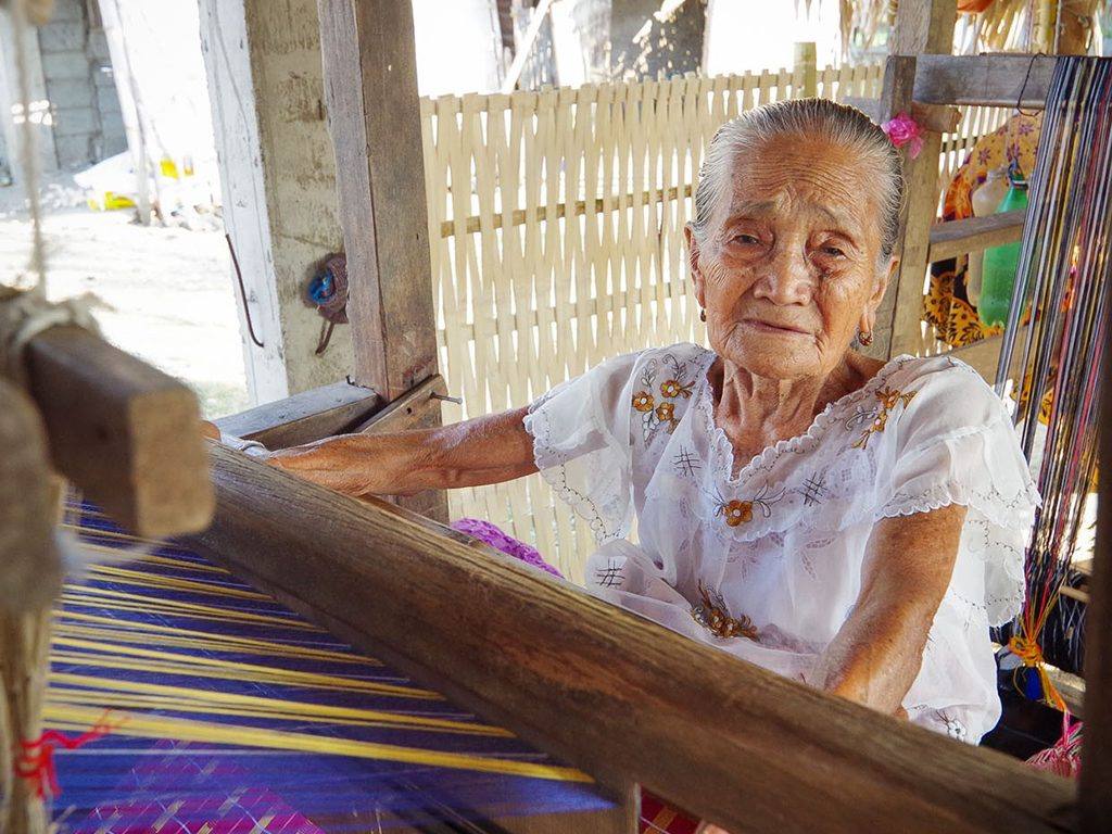 Ilocano master weaver Magdalena Gamayo 